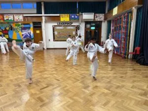 Beginners cadet Taekwon-Do class in Stevenage learning techniques
